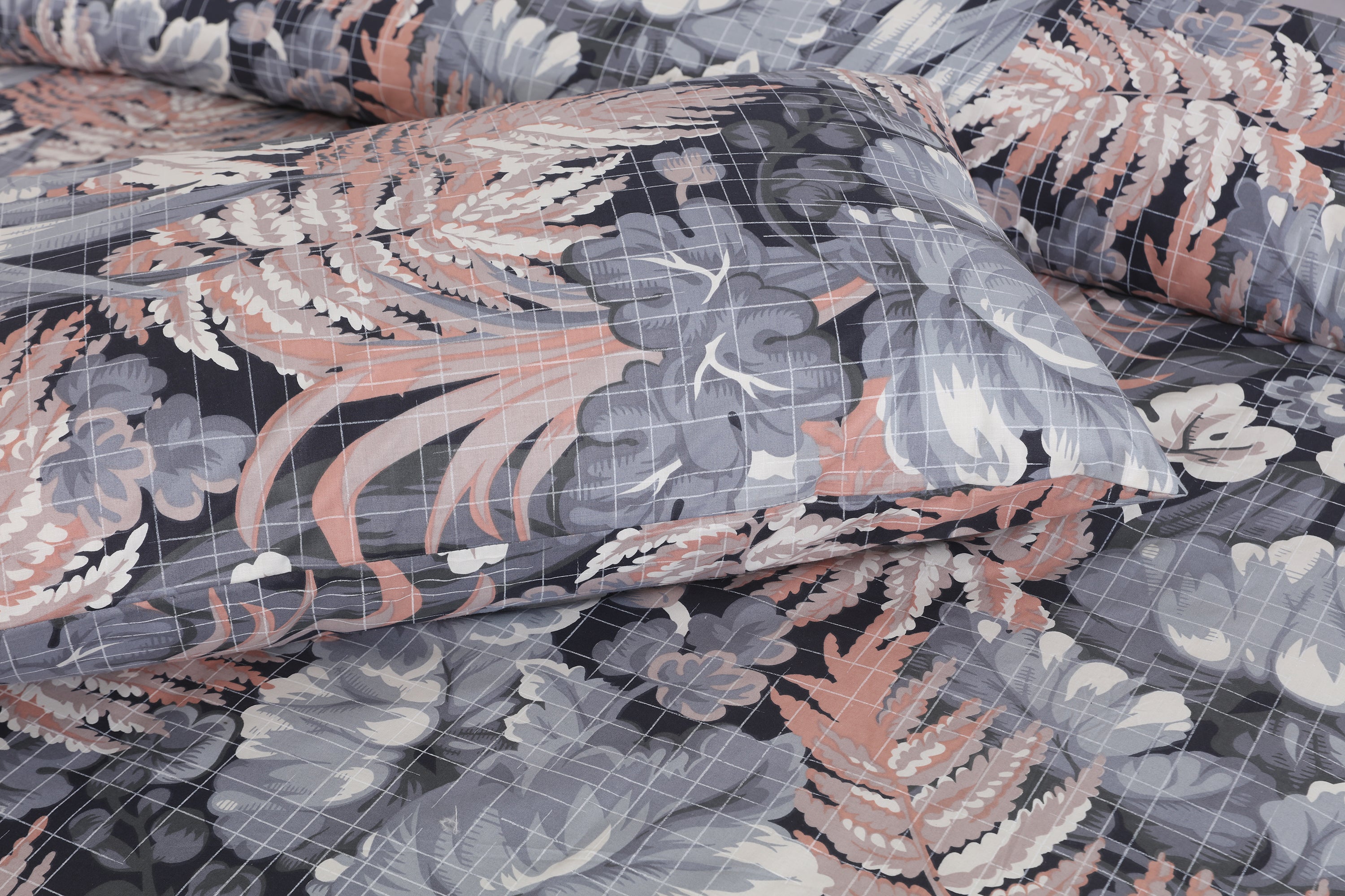 Montrose 3Pcs Printed King Size Bedsheet